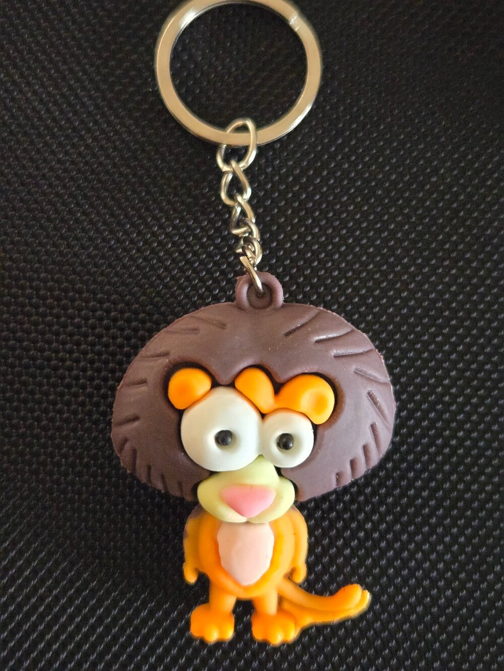 Lion Keychain - Picture 2 of 4
